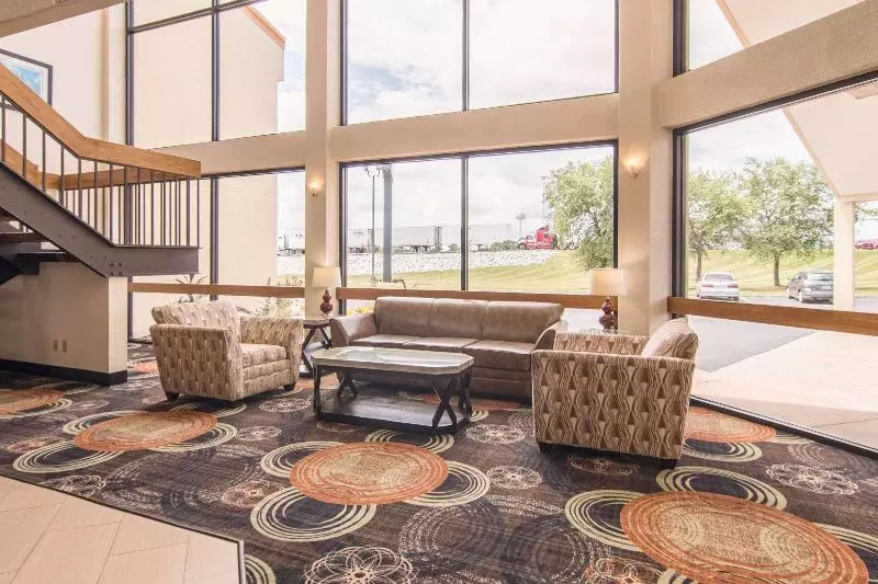 فندق Quality Inn