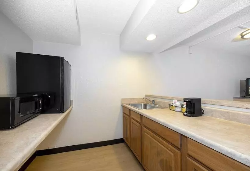 Red Roof Inn Myrtle Beach Hotel   Market Commons