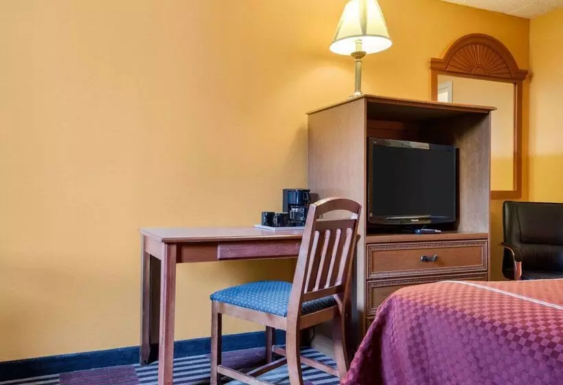 Szálloda Rodeway Inn University