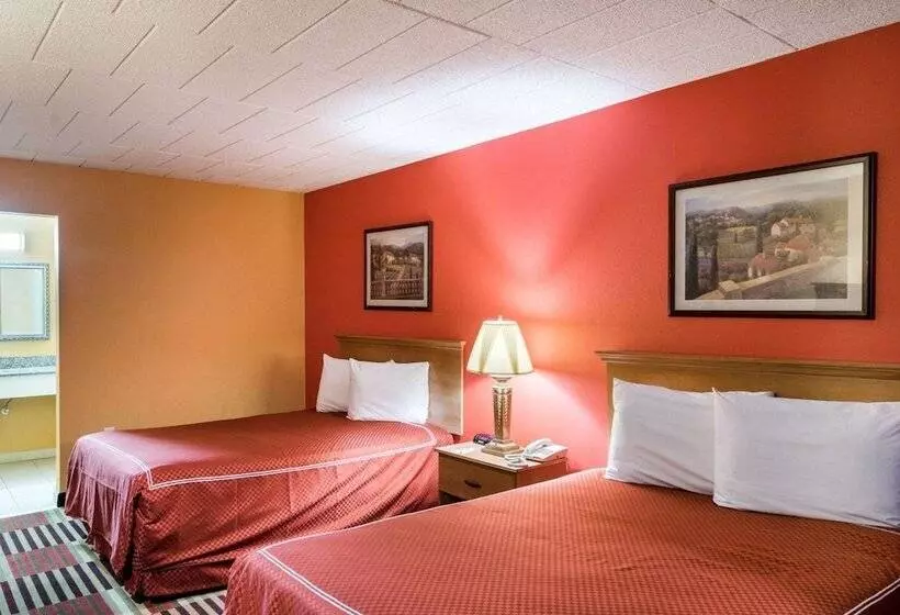 Szálloda Rodeway Inn University