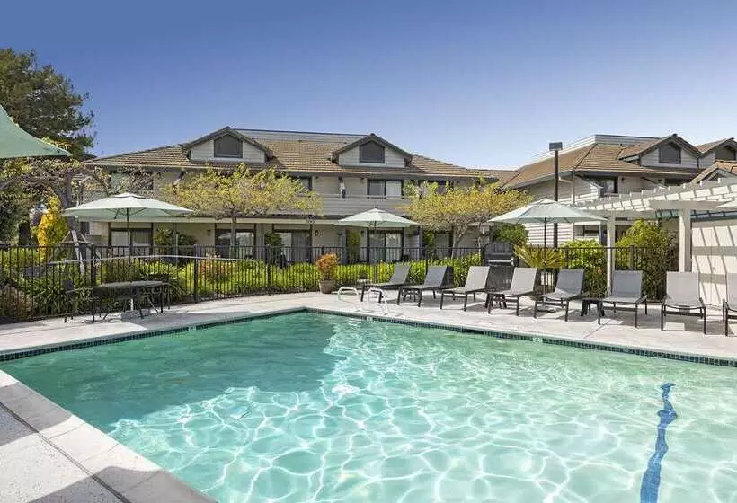 Отель Seacliff Inn Aptos, Tapestry Collection By Hilton