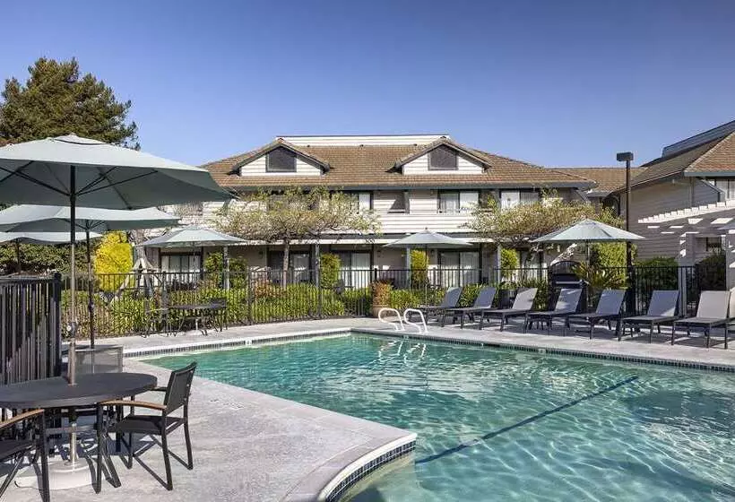 Отель Seacliff Inn Aptos, Tapestry Collection By Hilton