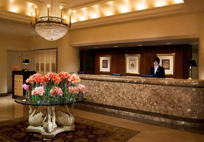 호텔 Taj Campton Place