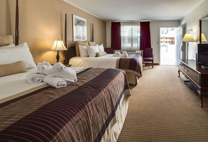 هتل Twin Peaks Lodge & Hot Springs