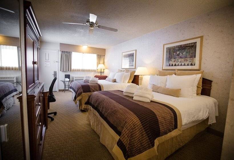 هتل Twin Peaks Lodge & Hot Springs