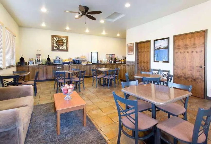 فندق على الطريق Days Inn By Wyndham Grand Junction