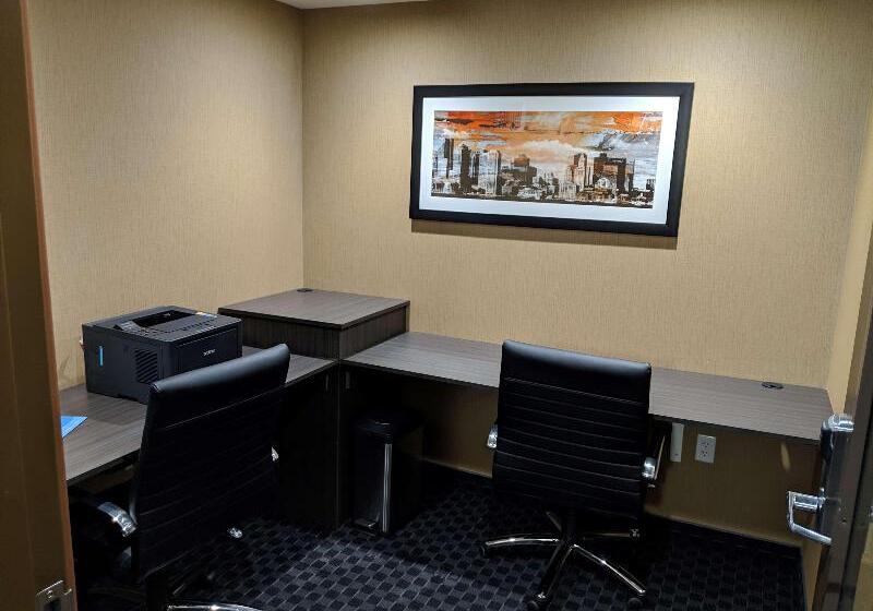 فندق Best Western Braintree Inn