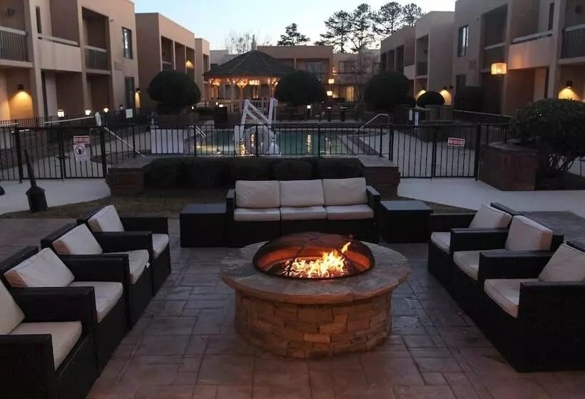 Hotel Courtyard Atlanta Northlake