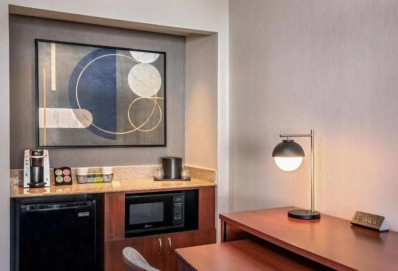 فندق Courtyard By Marriott Boston Andover