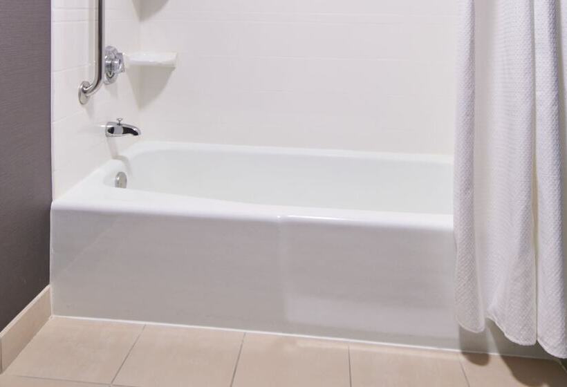 فندق Courtyard Chicago Highland Park/northbrook