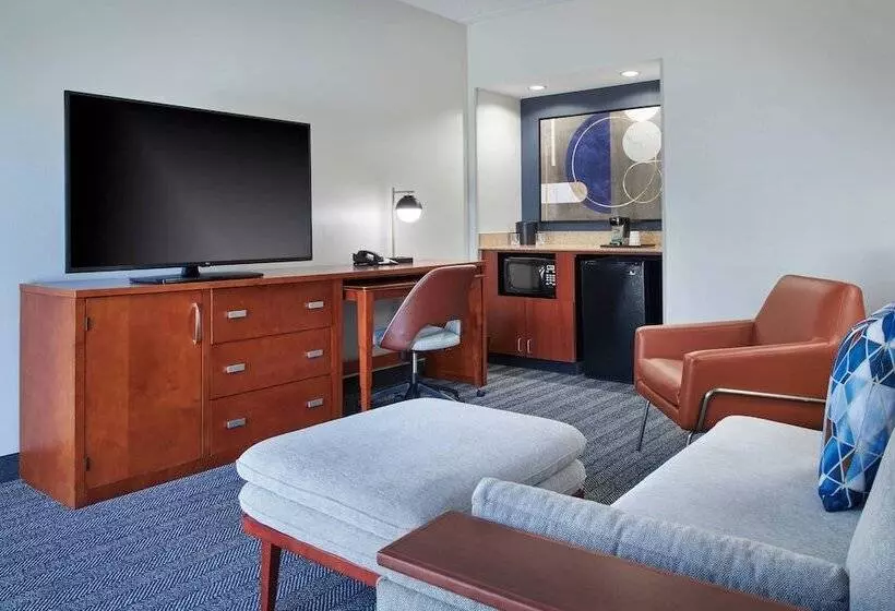 호텔 Courtyard Chicago Highland Park/northbrook