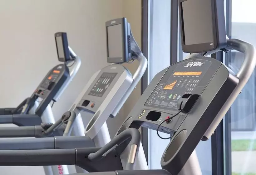 호텔 Courtyard Charlotte Southpark