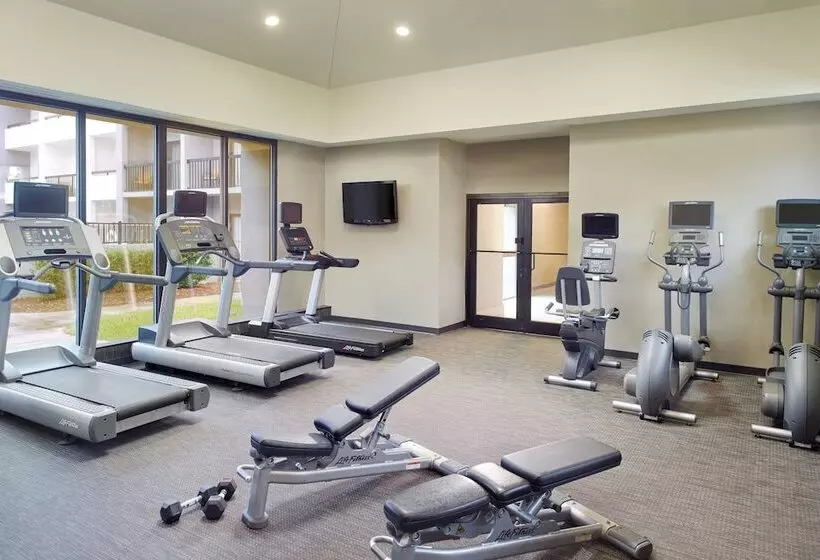 호텔 Courtyard Charlotte Southpark