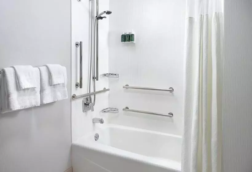 호텔 Courtyard Charlotte Southpark