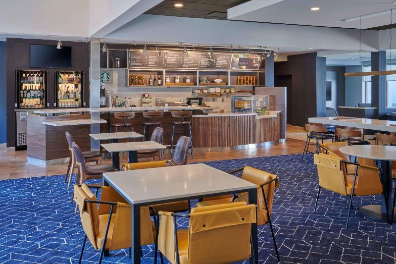 فندق Courtyard Chicago Highland Park/northbrook