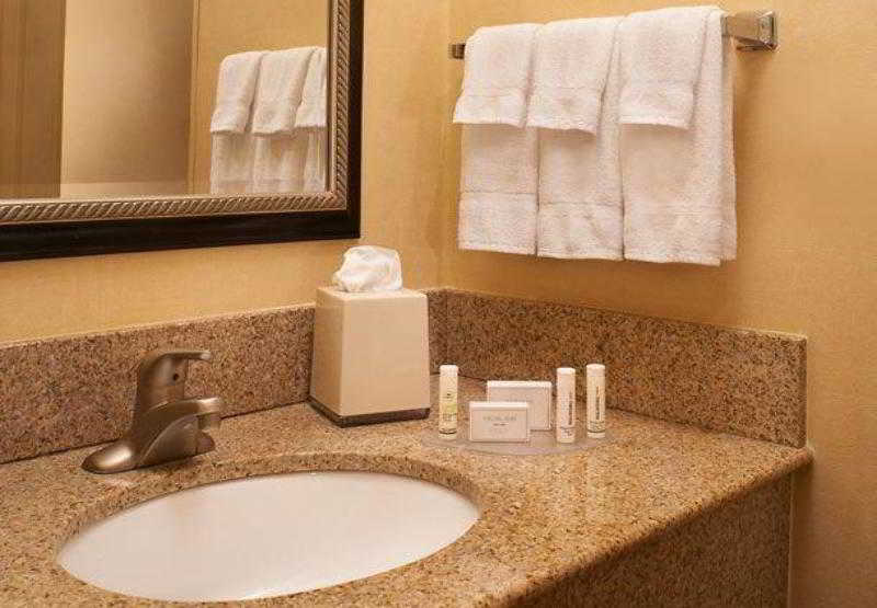 فندق Courtyard Chicago Highland Park/northbrook