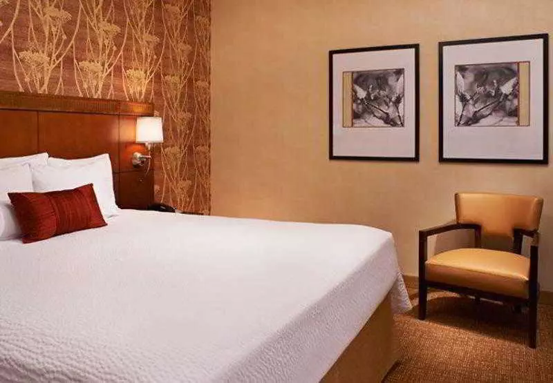 호텔 Courtyard Chicago Highland Park/northbrook