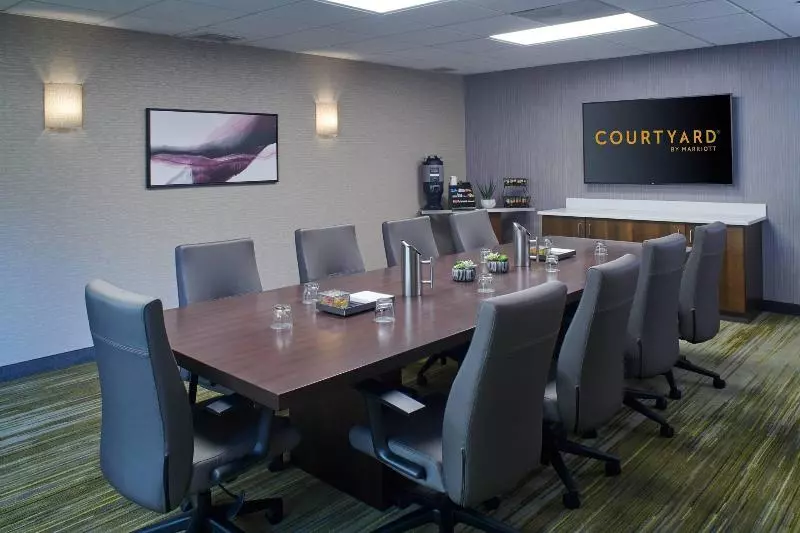 Hotelli Courtyard By Marriott Indianapolis Castleton
