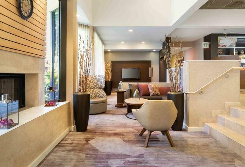 هتل Courtyard Miami Airport West Doral