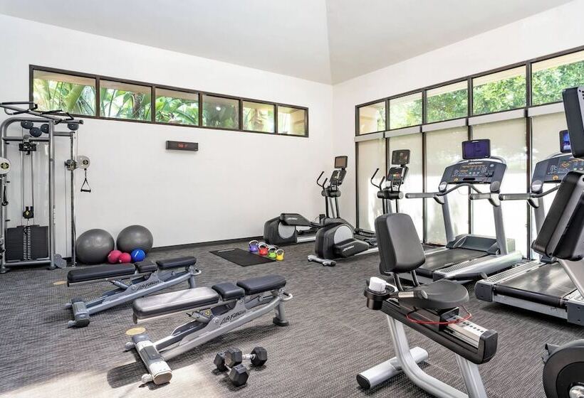 هتل Courtyard Miami Airport West Doral