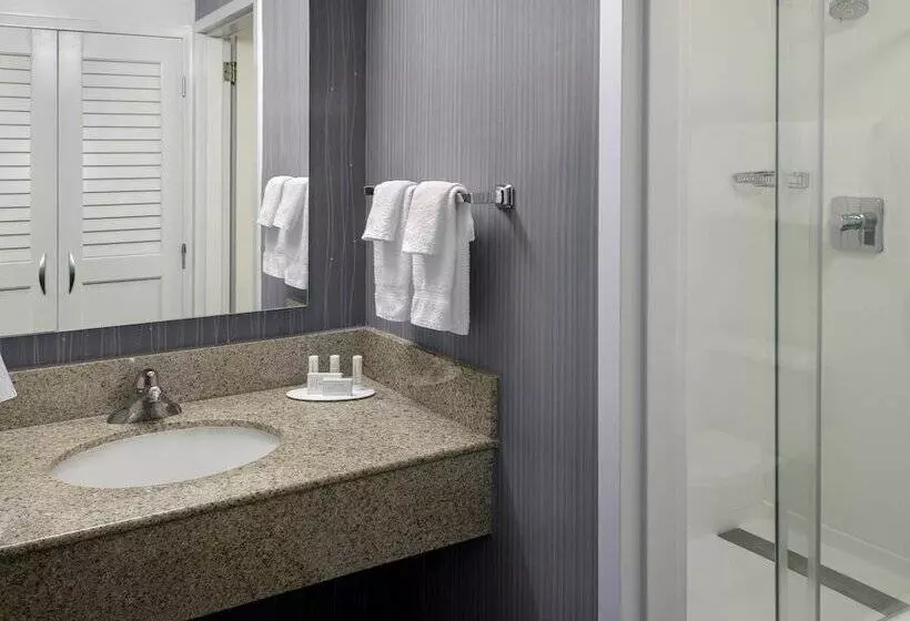 فندق Courtyard By Marriott Rye