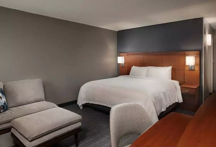 فندق Courtyard Winstonsalem University