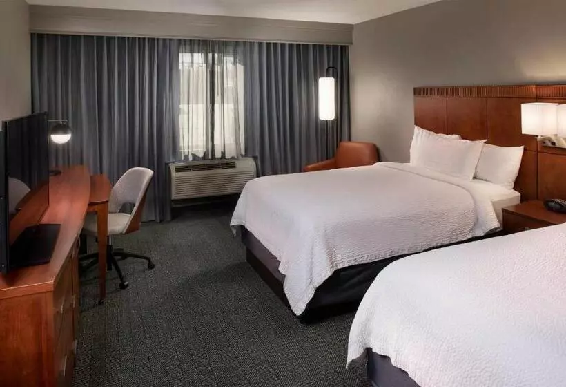 فندق Courtyard Winstonsalem University