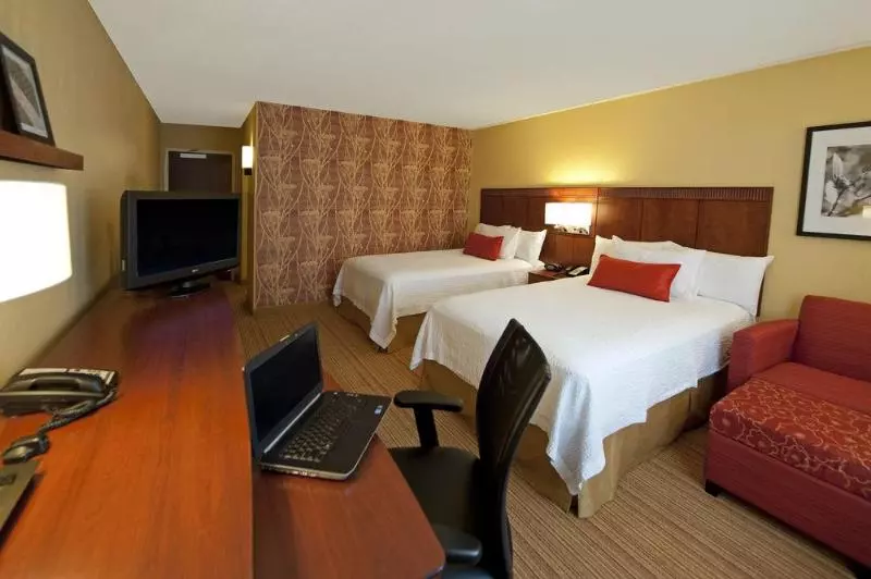 فندق Courtyard Winstonsalem University