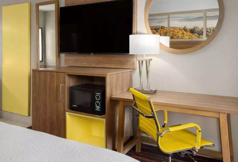 Hotel Days Inn By Wyndham Forsyth