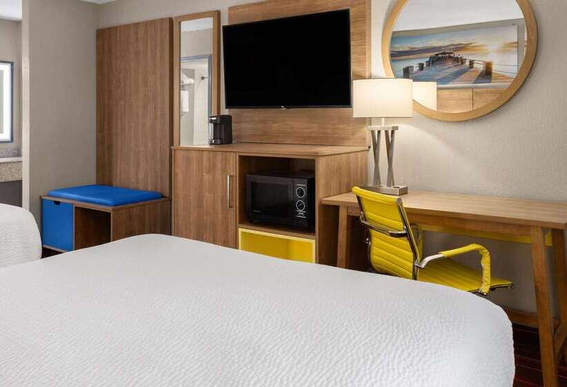 בית מלון כפרי Days Inn By Wyndham Forsyth