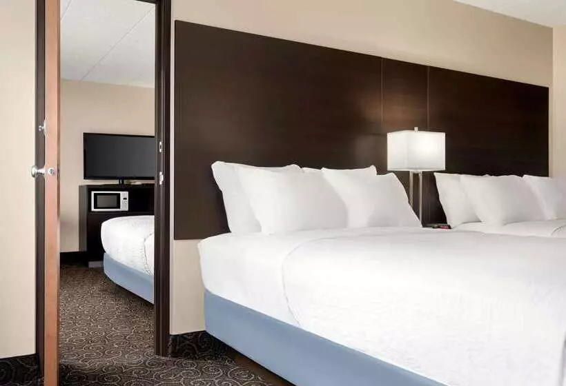 فندق Days Inn By Wyndham Fort Collins