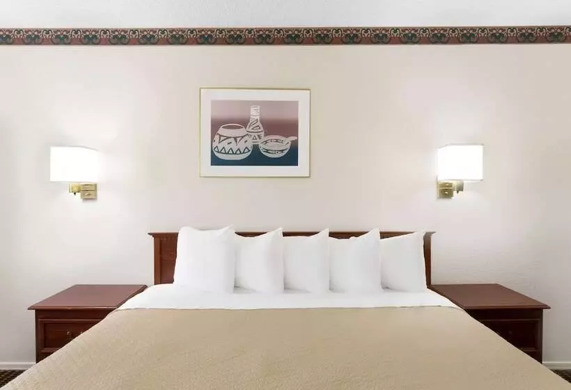 Otel Days Inn By Wyndham Kingman West