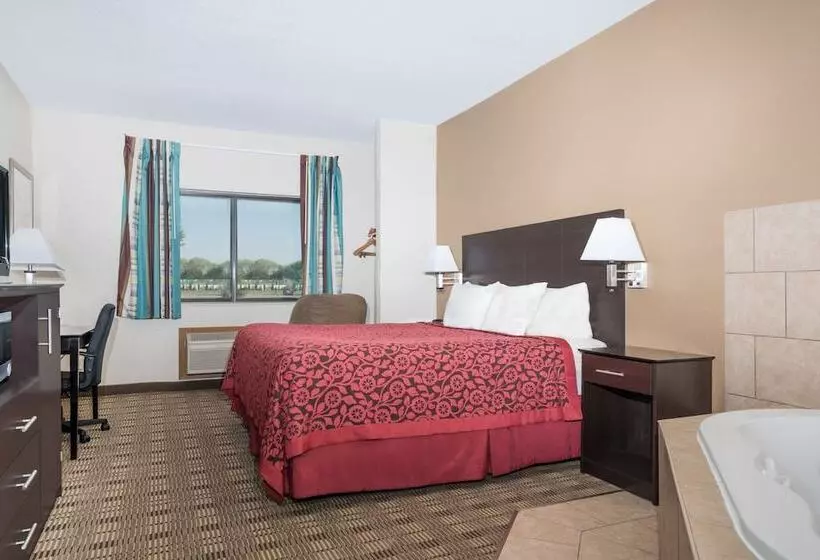 בית מלון כפרי Days Inn By Wyndham Mankato