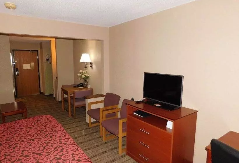 בית מלון כפרי Days Inn By Wyndham Mankato