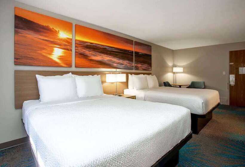 酒店 Days Inn By Wyndham Marquette