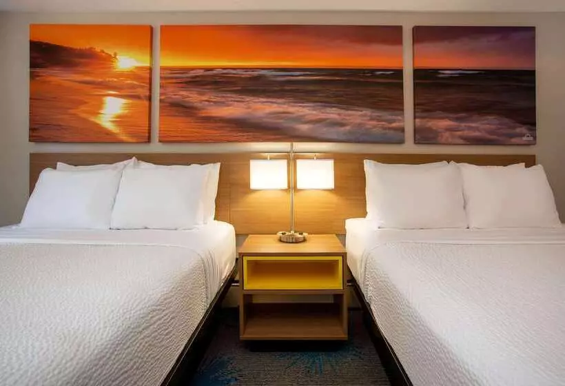 Otel Days Inn By Wyndham Marquette