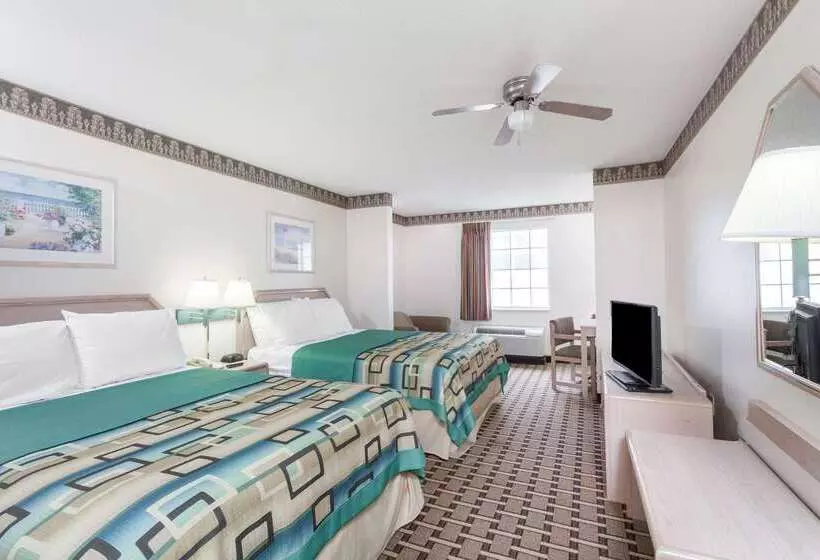 호텔 Days Inn & Suites By Wyndham Huntsville