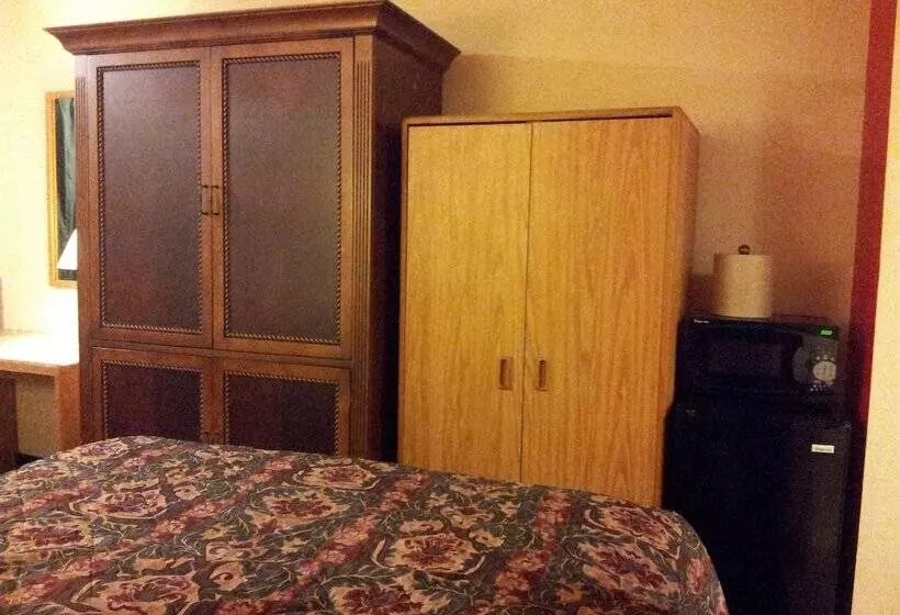 Hotel Garden Inn And Extended Stay