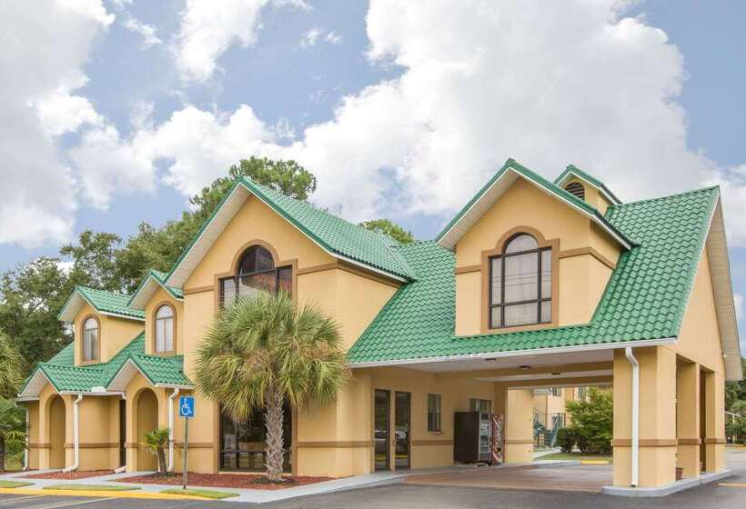 Hotel Howard Johnson By Wyndham Dothan