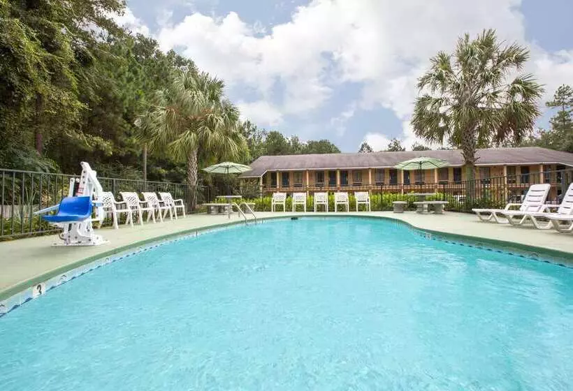 Hotel Howard Johnson By Wyndham Dothan