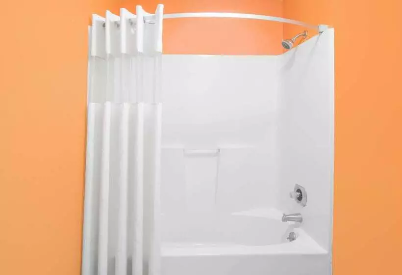 Hotel Howard Johnson By Wyndham Dothan