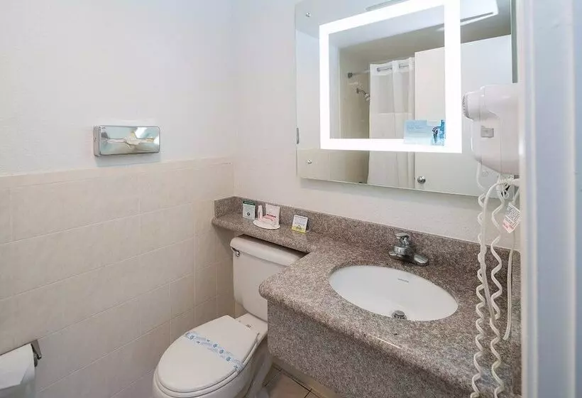 فندق Inn On Grove