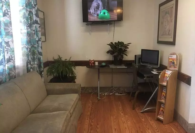 호텔 Knights Inn San Antonio Near Frost Bank Center