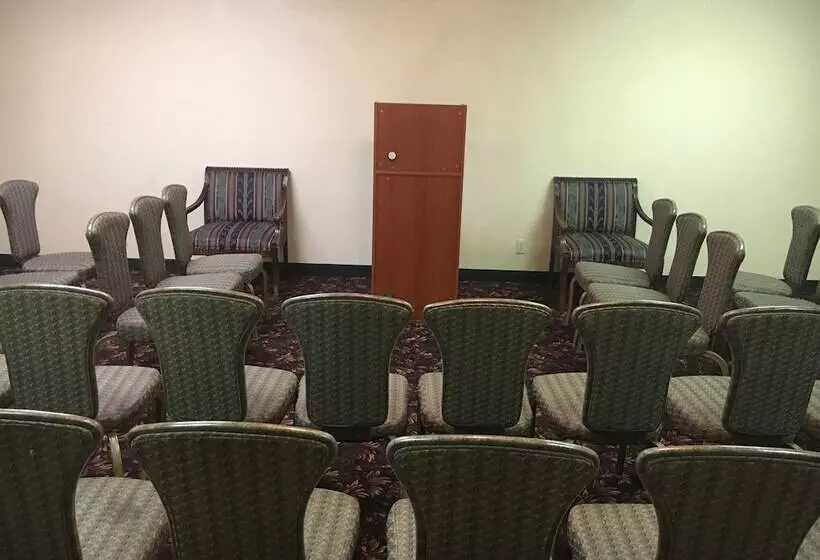 호텔 Knights Inn San Antonio Near Frost Bank Center