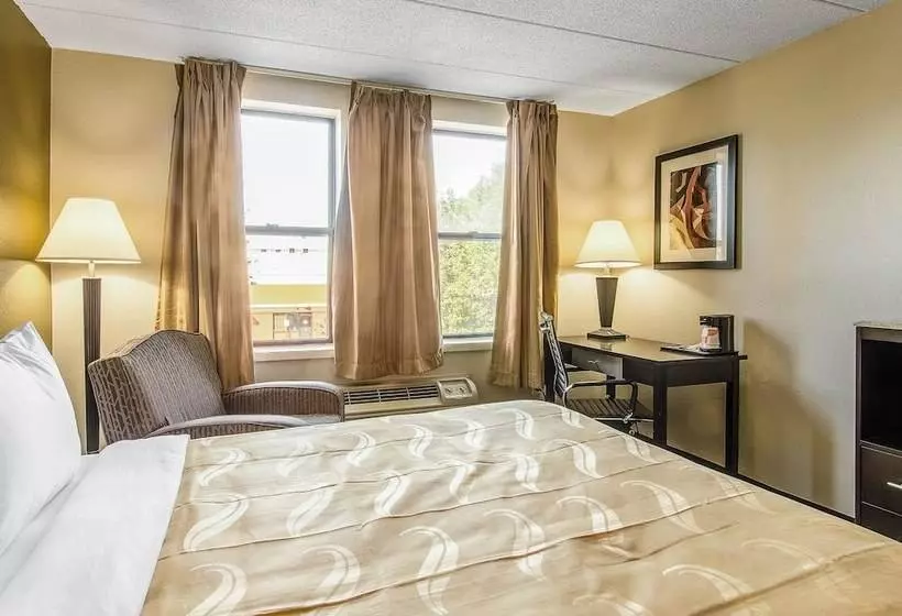 فندق La Casa Inn & Suites Middleboro