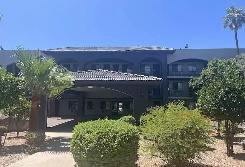 ホテル Ocotillo Apartments &