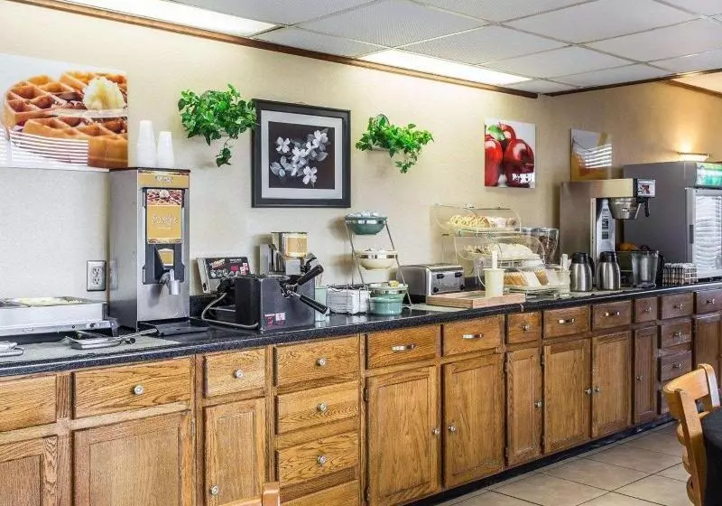 ホテル Quality Inn Manning I95