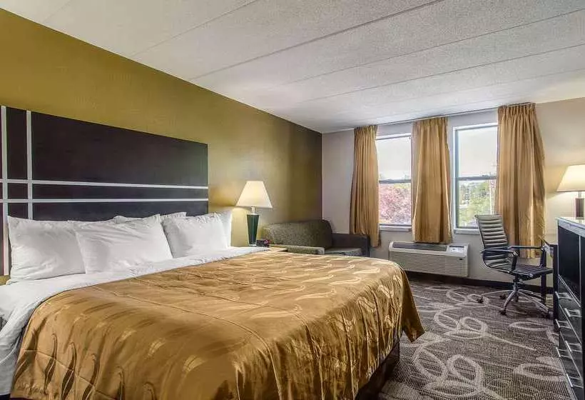 فندق La Casa Inn & Suites Middleboro