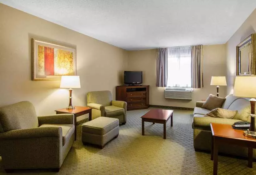 בית מלון כפרי Quality Inn