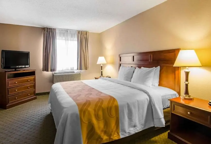 Hotelli Quality Inn Summersville - New River Area